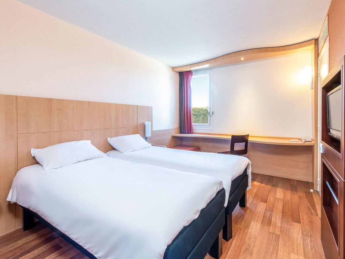 Ibis Issoire Ξενοδοχείο Εξωτερικό φωτογραφία